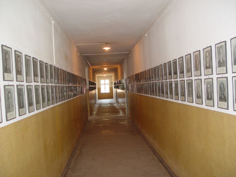 Auschwitz Barrack inside
